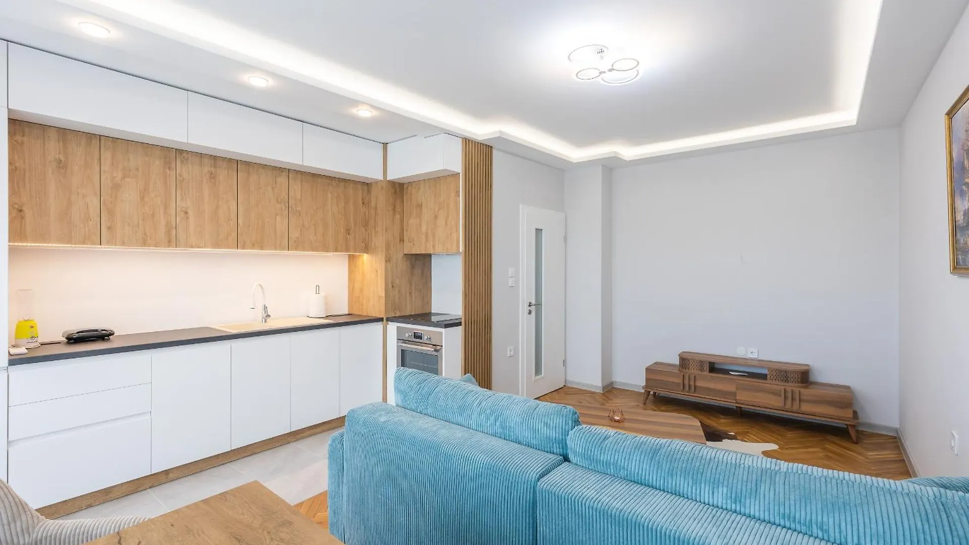 Cozy Chic Flat Stylish Center Apartment Varna